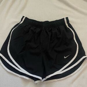 Nike Black and White Athletic Shorts Lightweight Elastic Waist